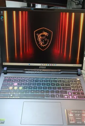 New Laptop MSI Vector 16 HX AI A2XWIG 16GB Intel Core Ultra 7 SSD 1T