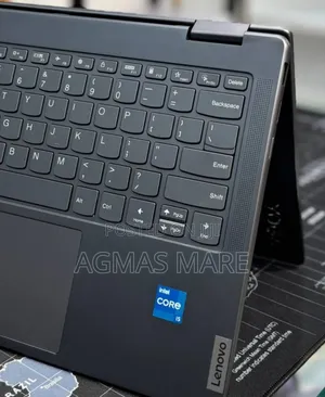 Photo - New Laptop Lenovo ThinkPad Yoga 16GB Intel Core I5 SSD 512GB