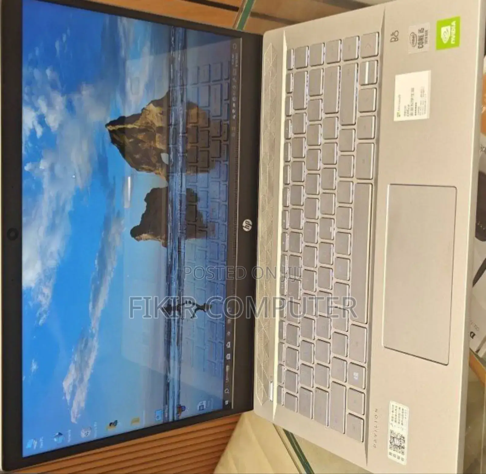 New Laptop HP Pavilion 15 16GB Intel Core I5 SSD 512GB