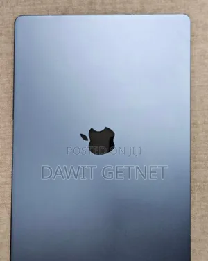 Photo - New Laptop Apple MacBook Air 2022 M2 8GB Apple M2 SSD 512GB