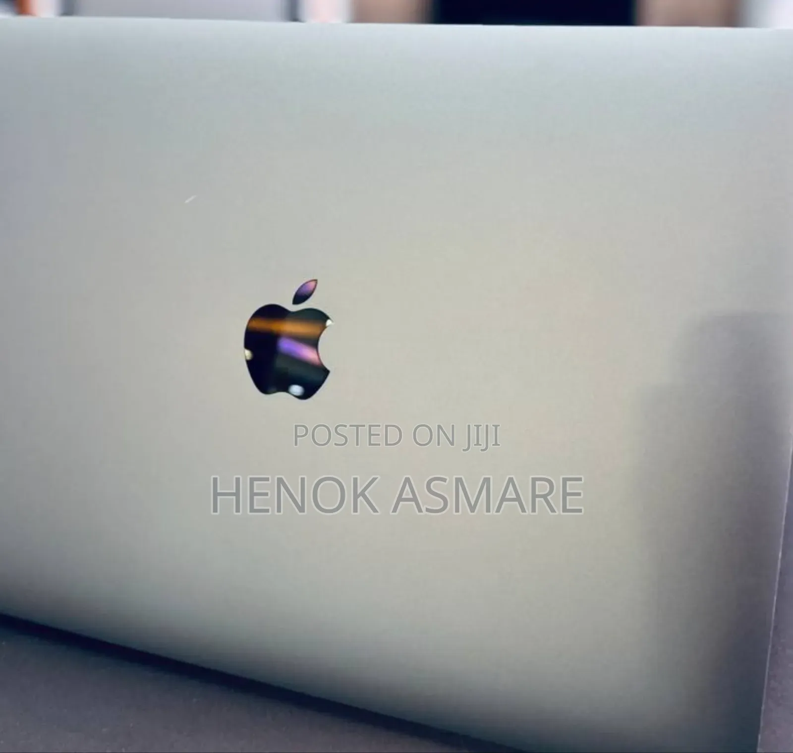 New Laptop Apple MacBook Pro 2017 8GB SSD 512GB