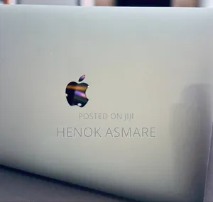 Photo - New Laptop Apple MacBook Pro 2017 8GB SSD 512GB