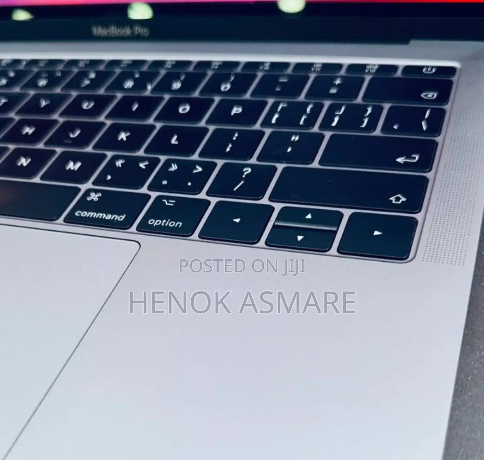 New Laptop Apple MacBook Pro 2017 8GB SSD 512GB