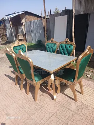 Photo - Diningtabele