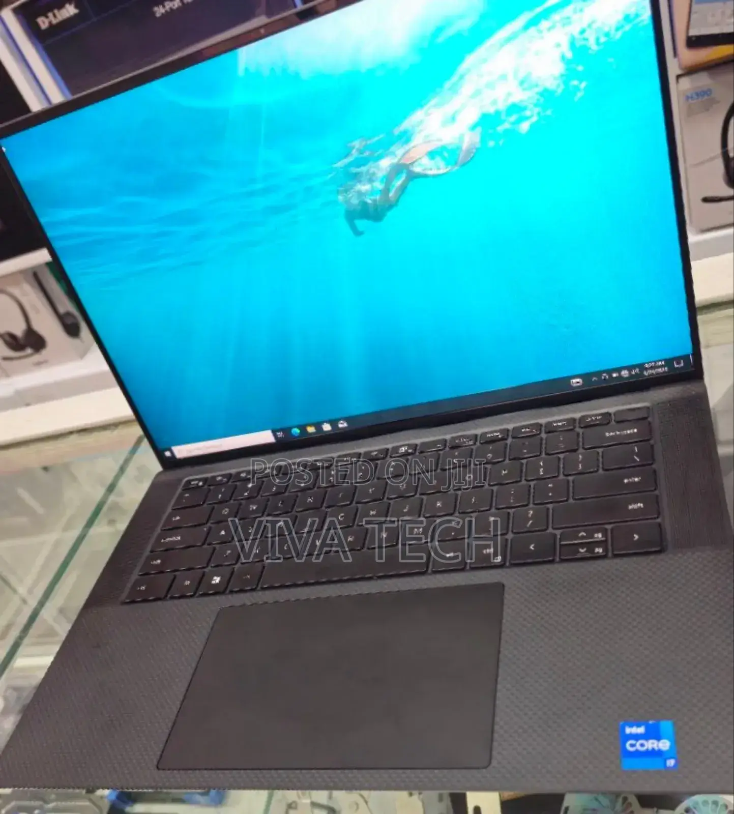 New Laptop Dell Precision 15 3520 32GB Intel Core I7 SSD 512GB