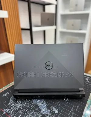 New Laptop Dell G15 5535 16GB Intel Core I7 SSD 1T