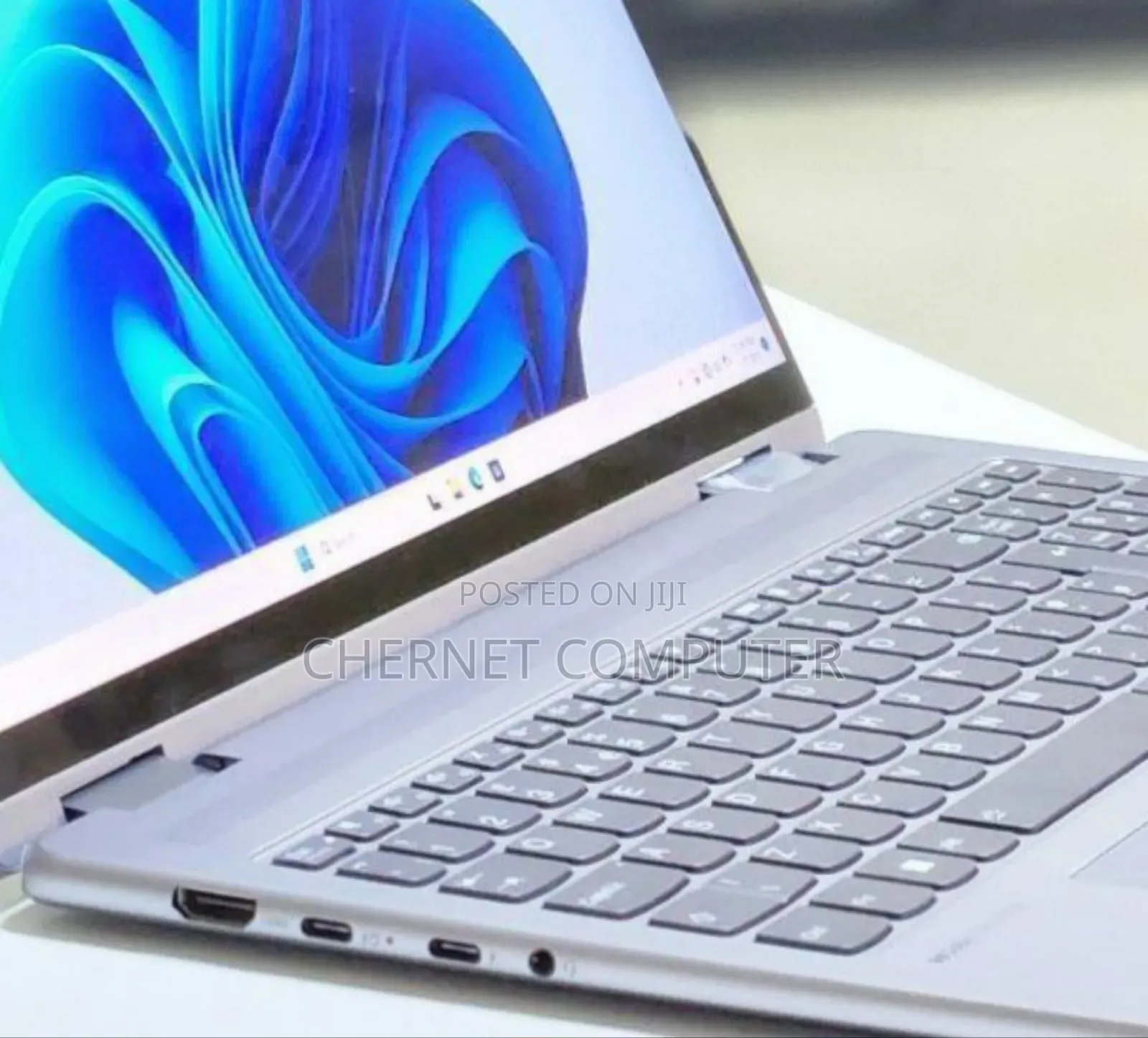 New Laptop Lenovo Yoga 7i 16GB Intel Core I7 SSD 512GB