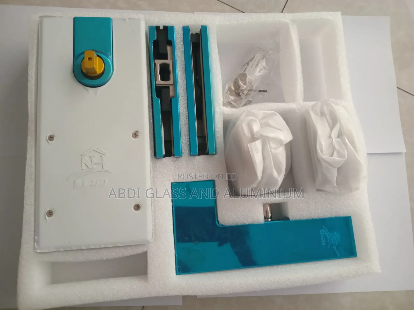 Frameless Door Accessorie