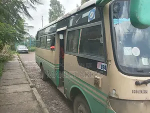 Photo - Higer KLQ6728GE4 2007 Green