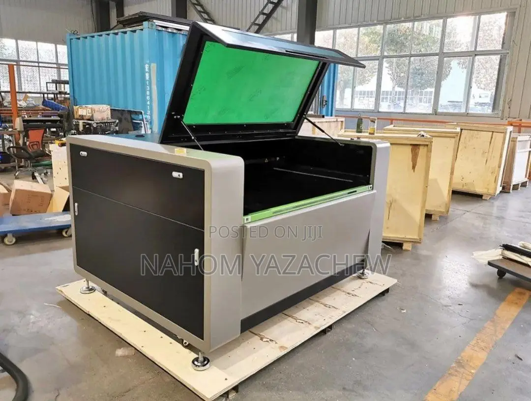 Lf-1390 CNC 150w Co2 Laser Machine