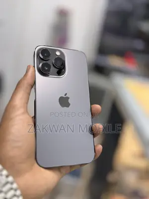 Photo - Apple iPhone 13 Pro 128 GB Black