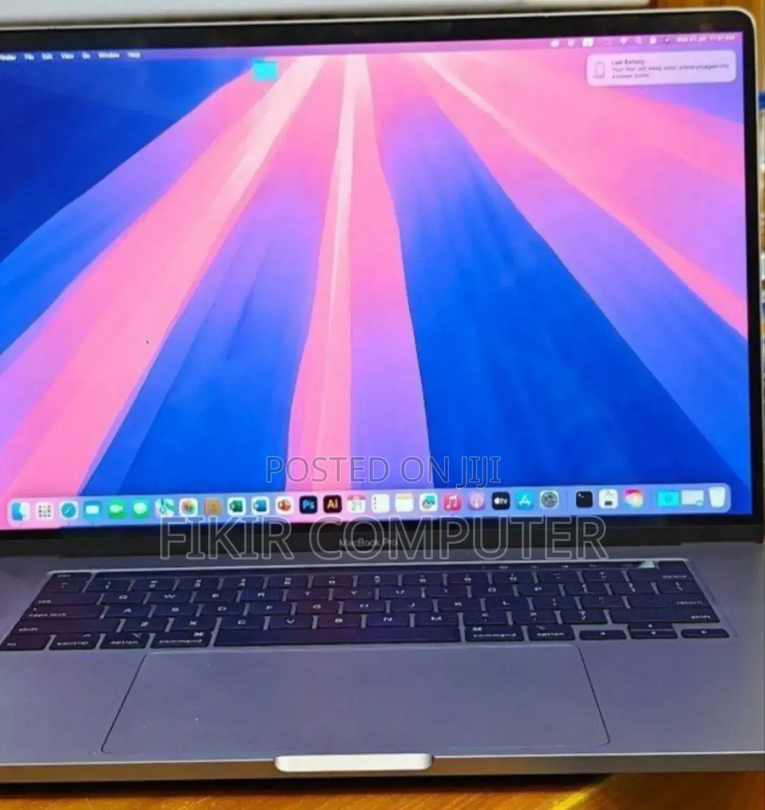 New Laptop Apple MacBook Pro 2019 16GB Intel Core I7 SSD 512GB