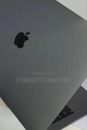 New Laptop Apple MacBook Pro 2017 8GB Intel Core I5 SSD 128GB