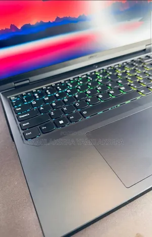 Photo - New Laptop Lenovo 16GB Intel Core i7 SSD 1T