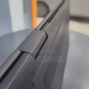 New Laptop HP Envy 15 8GB AMD Ryzen 5 SSD 256GB