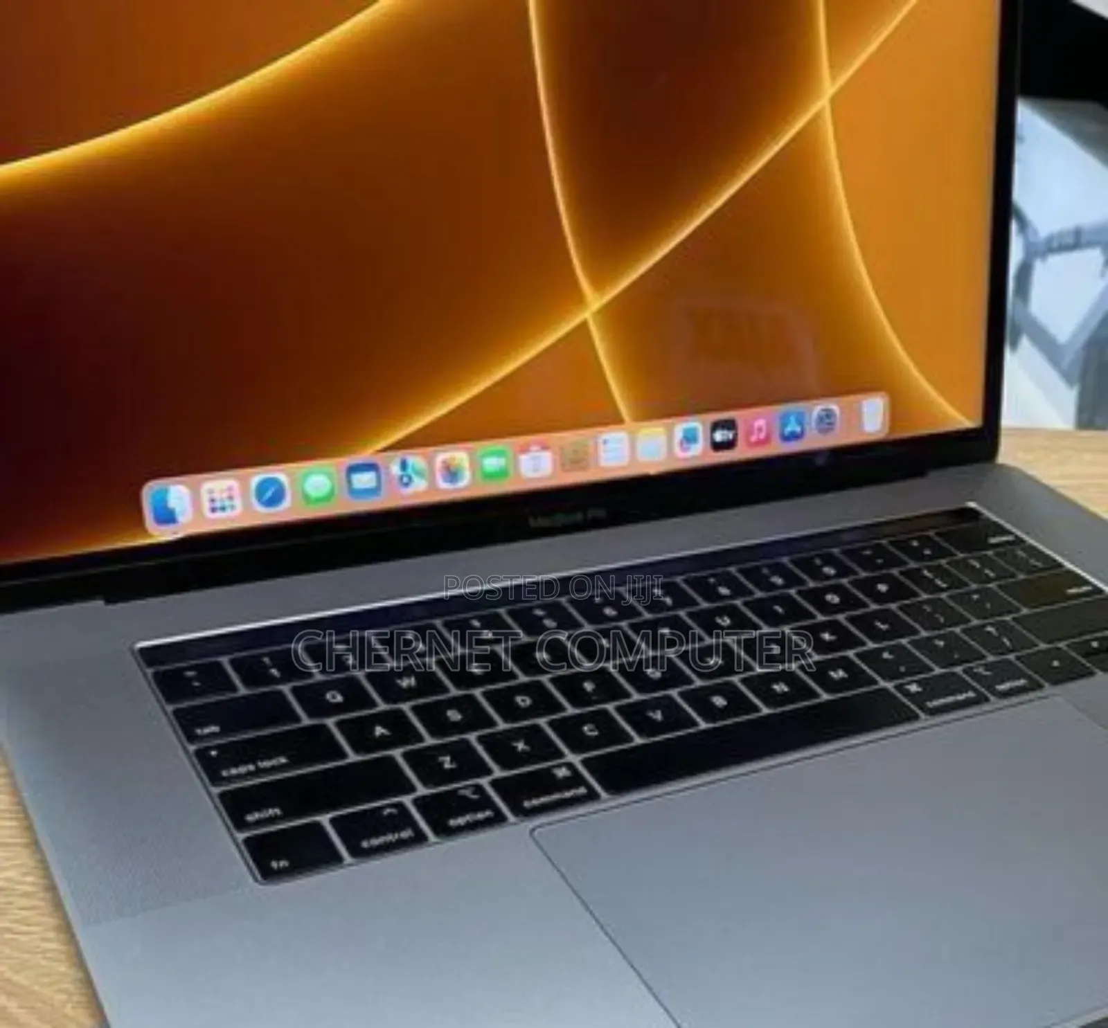 New Laptop Apple MacBook Pro 2017 16GB Intel Core i7 SSD 1T