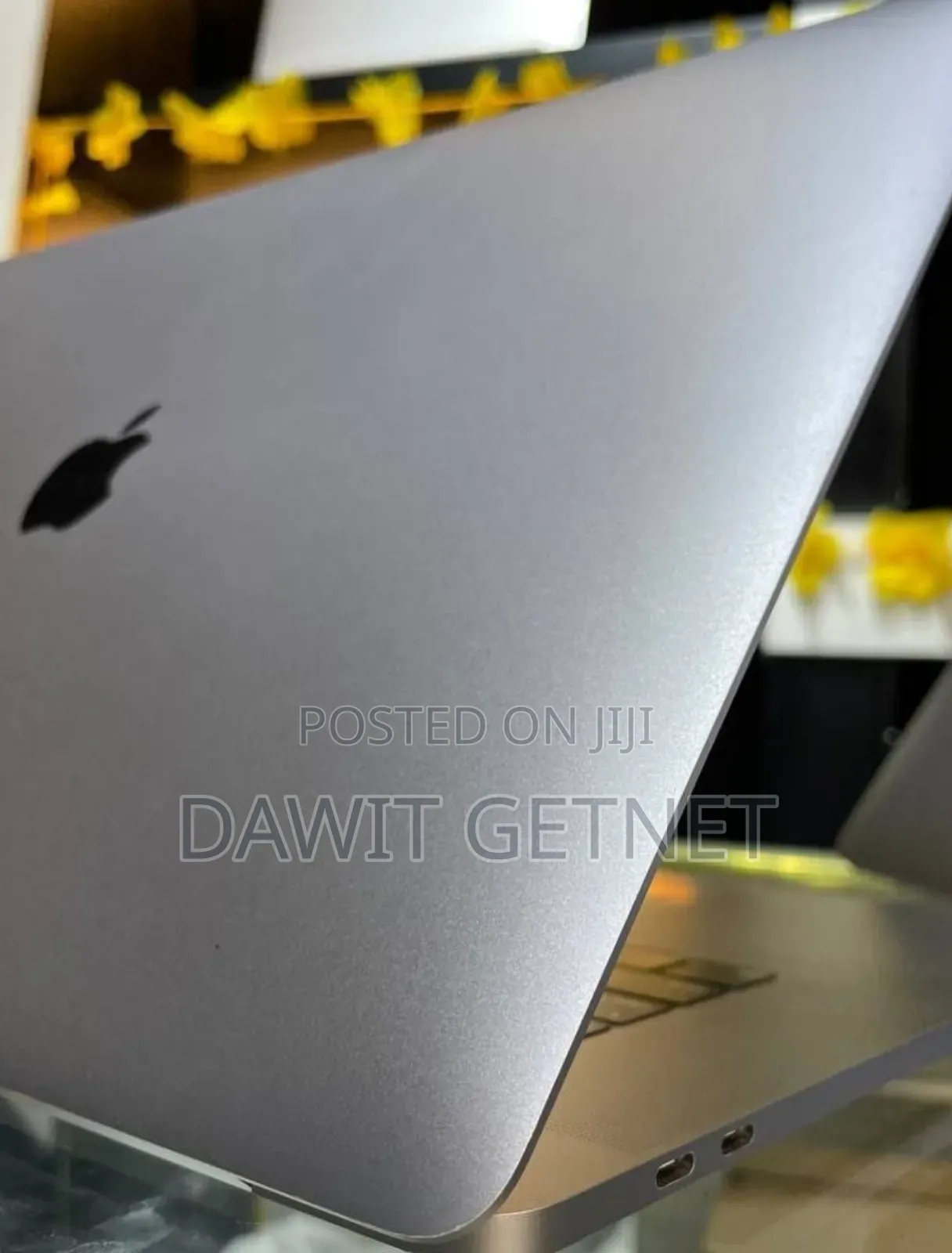 New Laptop Apple MacBook Pro 2019 16GB Intel Core I9 SSD 1T
