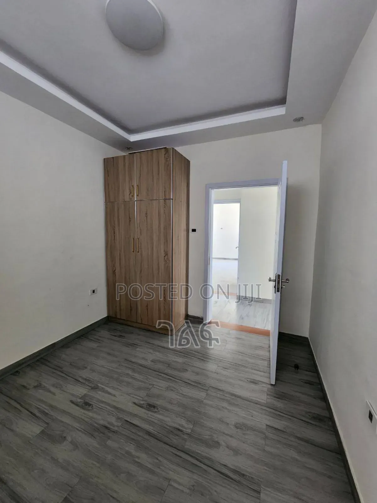 Furnished 3bdrm Apartment in ቡልጋሪያ : መብራት °, Bole for sale