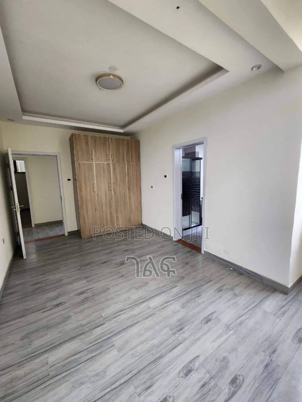 Furnished 3bdrm Apartment in ቡልጋሪያ : መብራት °, Bole for sale