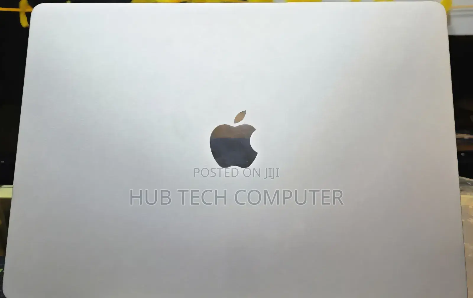 New Laptop Apple MacBook Air 2024 M3 15-Inch 8GB Apple M3 SSD 256GB