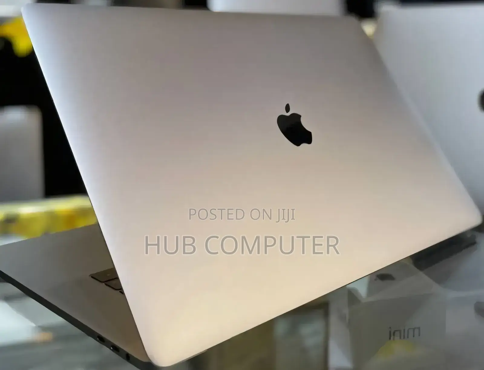 New Laptop Apple MacBook Pro 2019 32GB Intel Core I9 SSD 1T