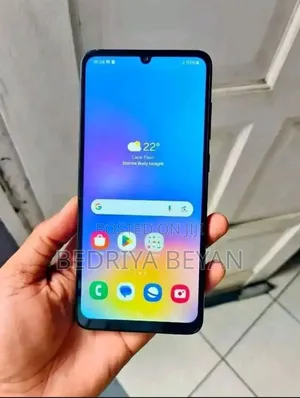 Photo - New Samsung Galaxy A05 64 GB Blue