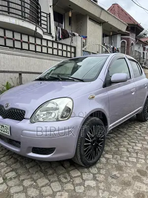 Toyota Vitz 2003 Purple