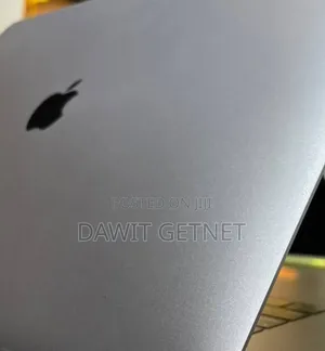 New Laptop Apple MacBook Air 8GB Apple M1 Max SSD 256GB