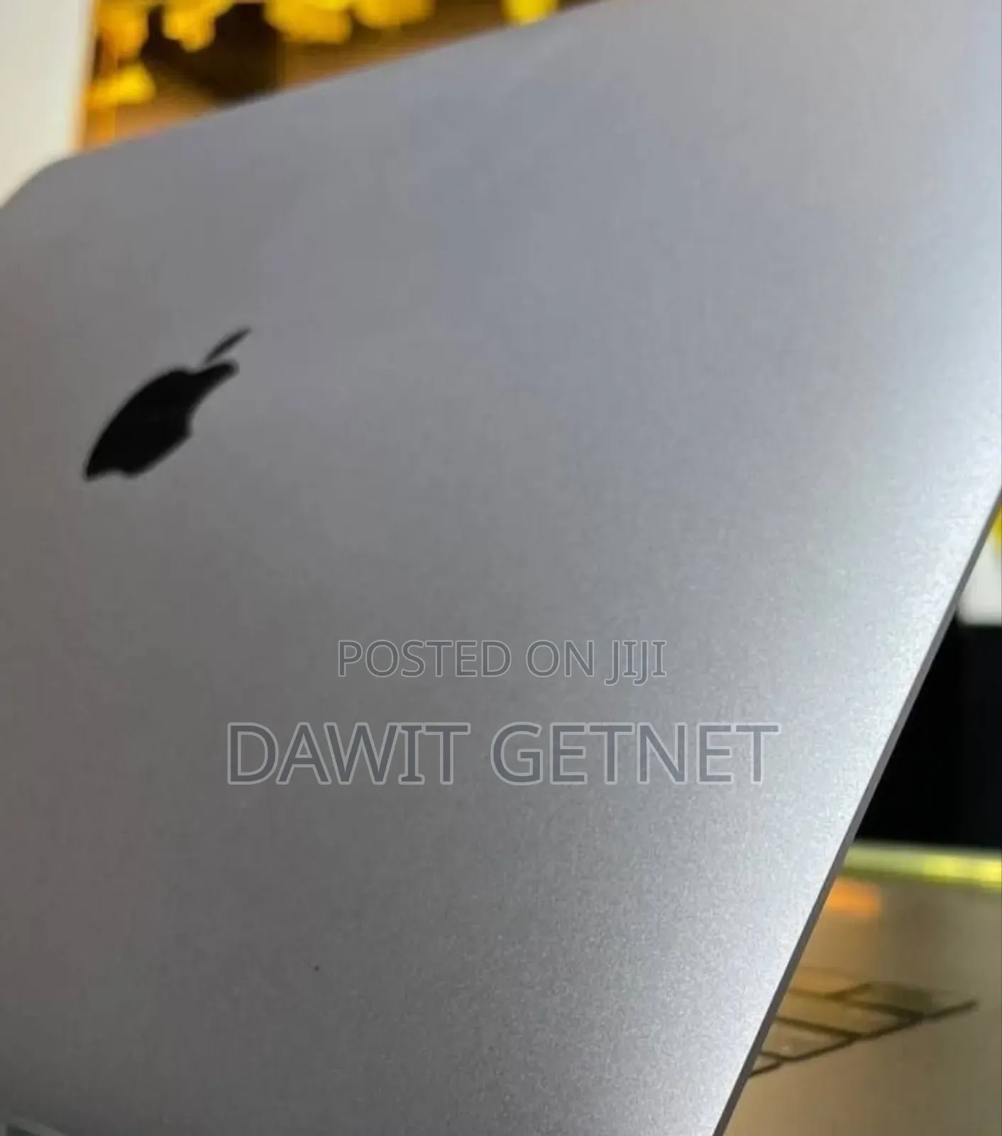 New Laptop Apple MacBook Air 8GB Apple M1 Max SSD 256GB