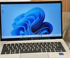 New Laptop HP EliteBook 830 G8 16GB Intel Core I7 SSD 512GB