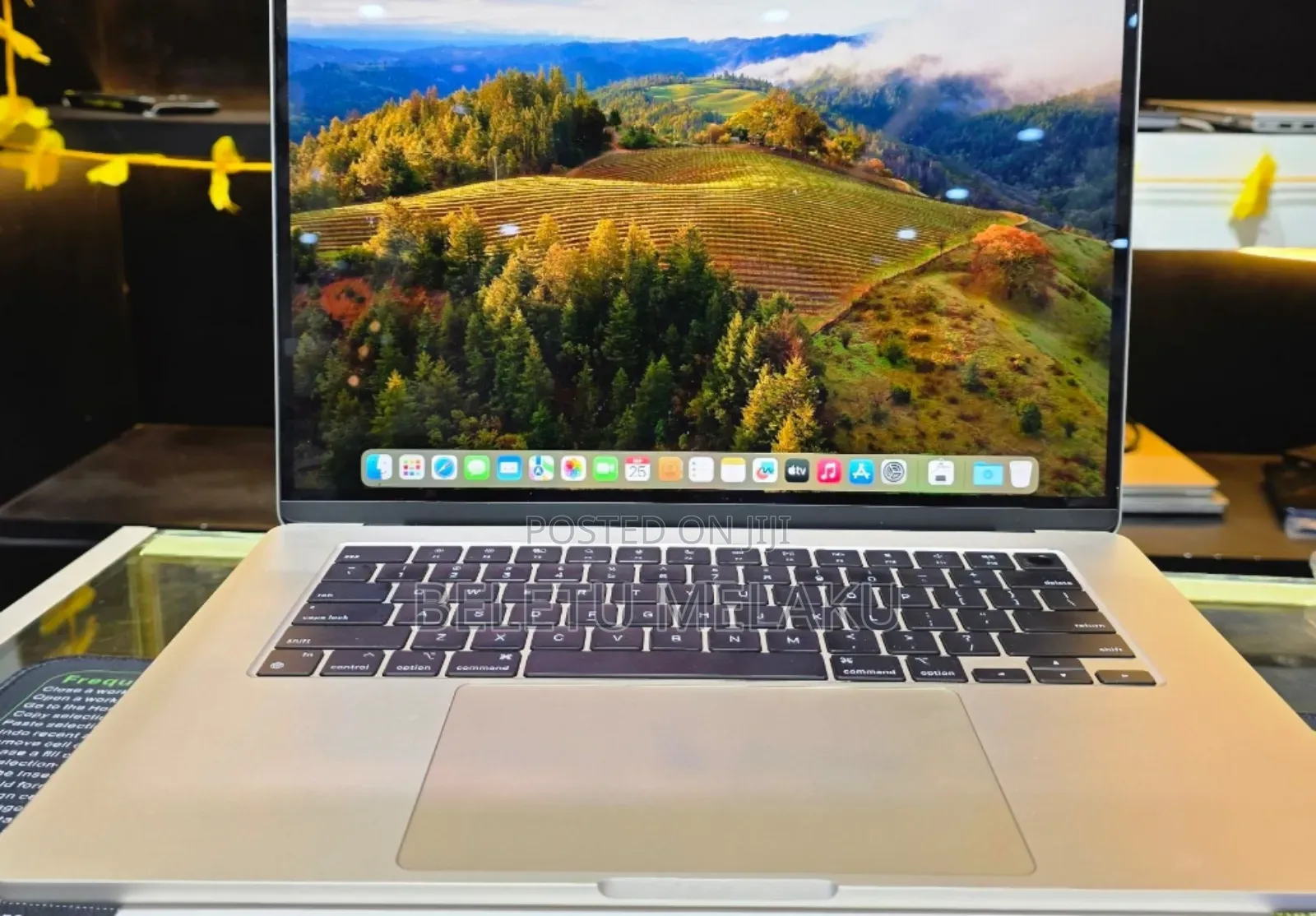 New Laptop Apple MacBook Air 2024 M3 15-Inch 8GB Apple M3 SSD 256GB