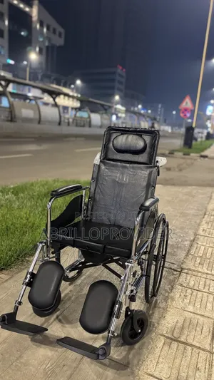 Photo - Toilet Wheelchair水wheelchair卜wheelchair廿wheelchair 口wheelchair 卜whee 水