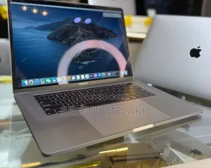 Photo - New Laptop Apple MacBook Pro 2019 32GB Intel Core I9 SSD 1T