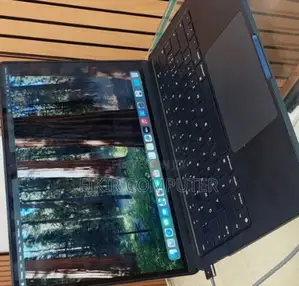 New Laptop Apple MacBook Air 2022 M2 8GB Apple M2 SSD 256GB