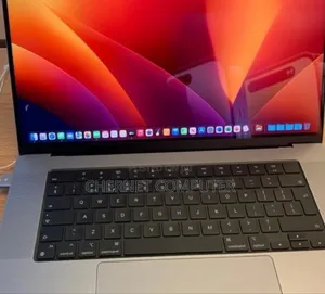 New Laptop Apple MacBook Pro 2017 16GB Intel Core i7 SSD 1T