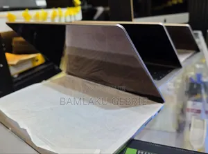 New Laptop Apple MacBook Pro M1 16GB Apple M1 Pro SSD 1T