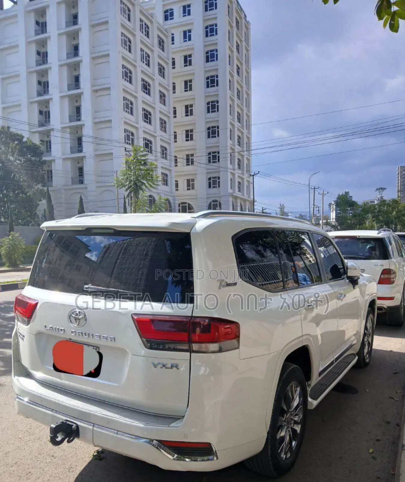 Toyota Land Cruiser 2022 White