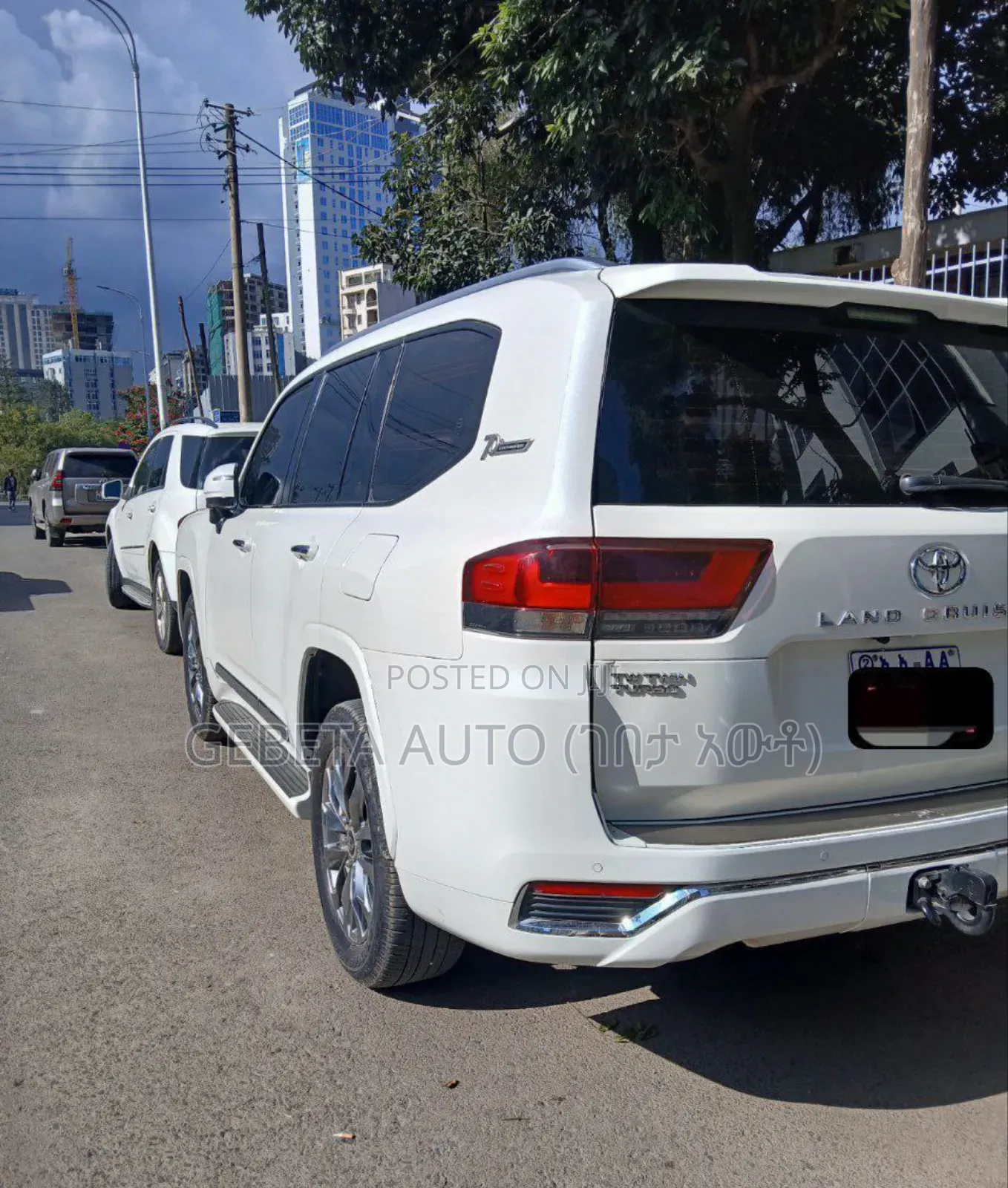 Toyota Land Cruiser 2022 White