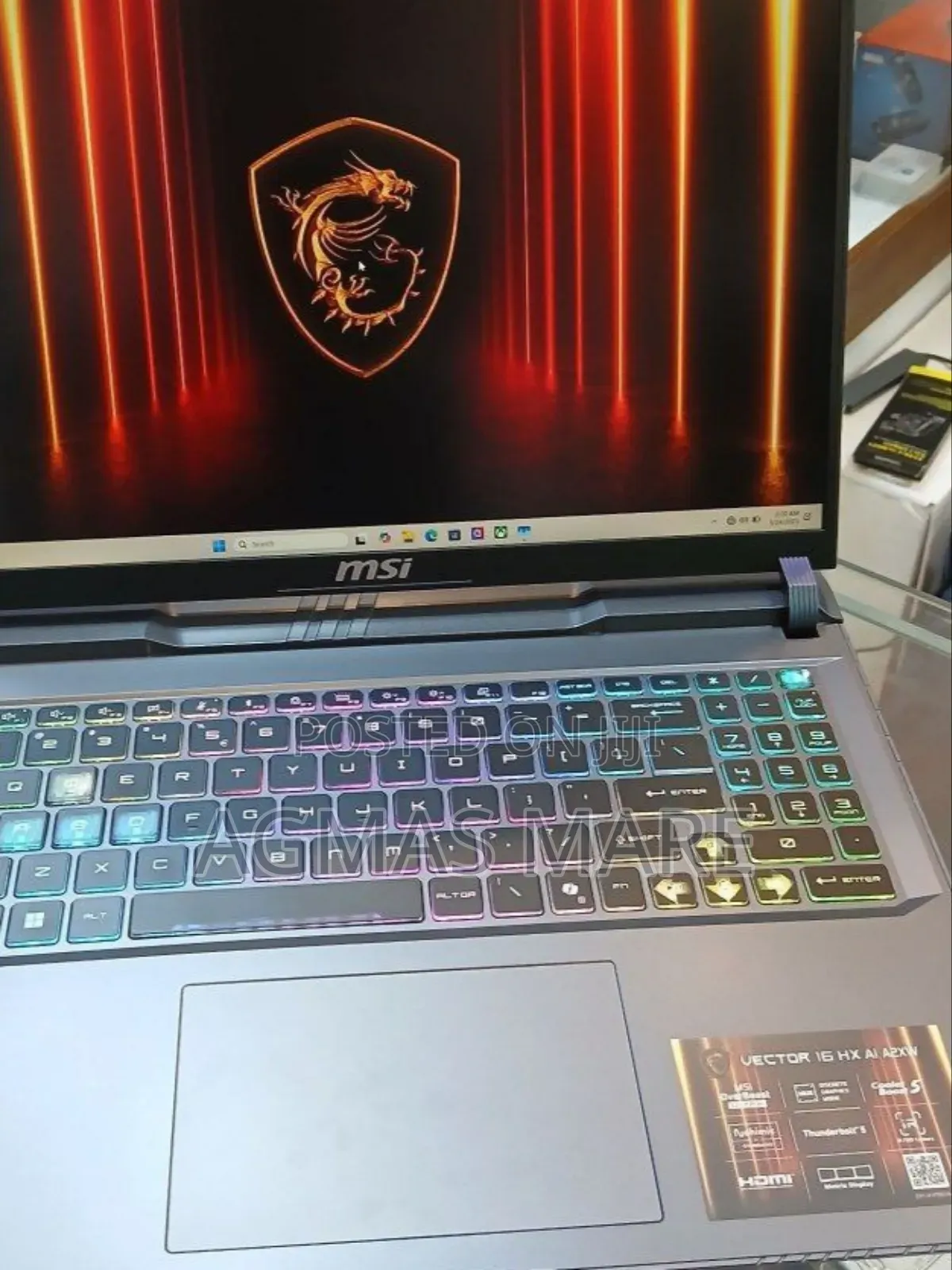 New Laptop MSI Vector 16 HX AI A2XWIG 16GB Intel Core I7 SSD 1T
