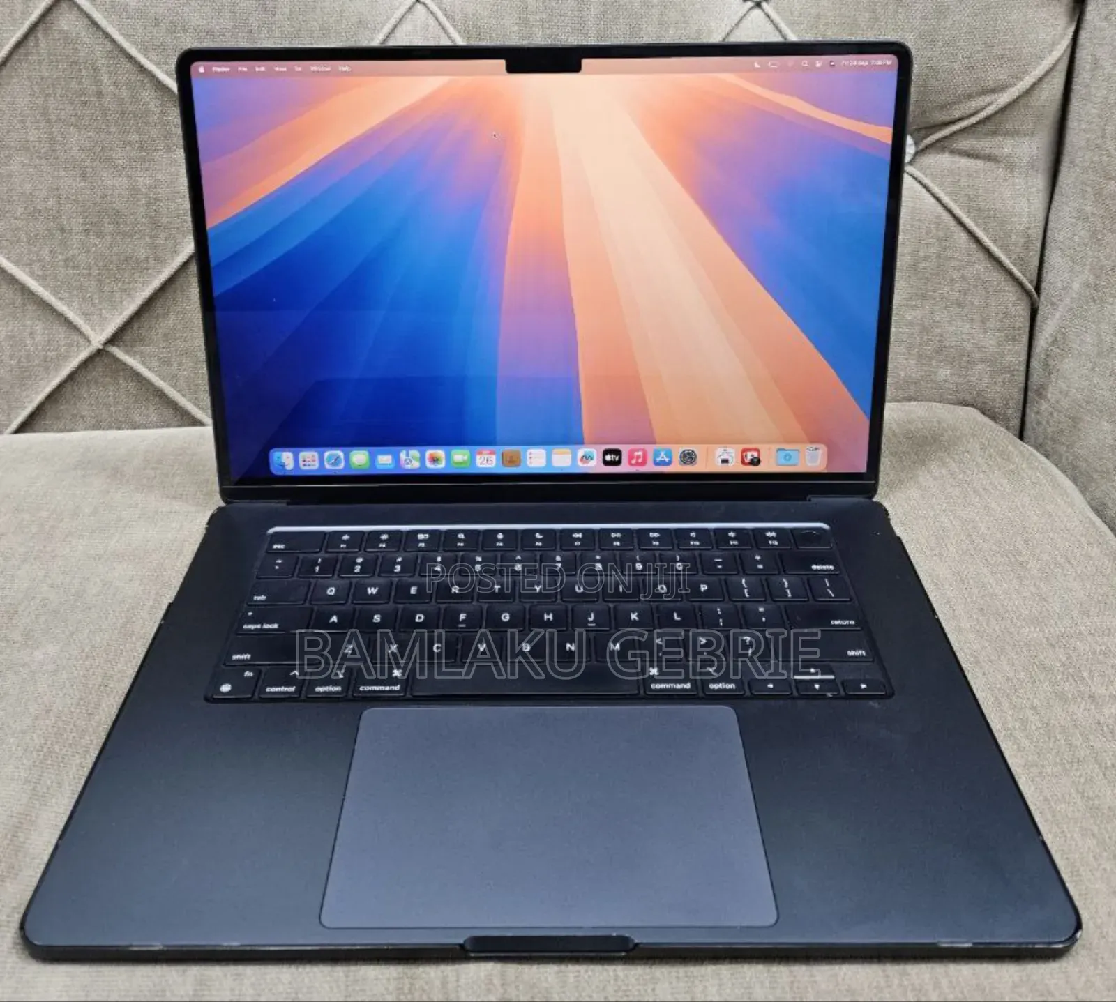 New Laptop Apple MacBook Air 2023 M2 8GB Apple M2 SSD 512GB