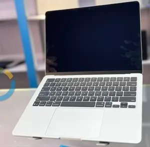 New Laptop Apple MacBook Air 2025 M4 15-Inch 16GB Apple M4 SSD 256GB