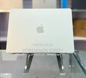 New Laptop Apple MacBook Air 2025 M4 15-Inch 16GB Apple M4 SSD 256GB