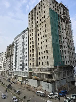 3bdrm Apartment in Jenboro Realestate, Bole for sale