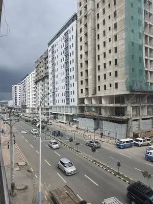 3bdrm Apartment in Jenboro Realestate, Bole for sale