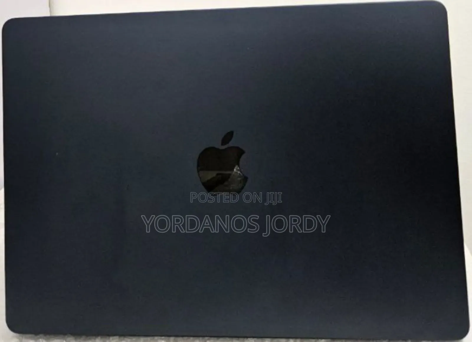 New Laptop Apple MacBook Air 2023 M2 8GB Apple M2 SSD 512GB