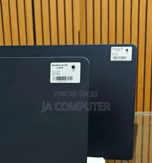 New Laptop Apple MacBook Air 2024 M3 13-Inch 16GB Apple M3 SSD 256GB