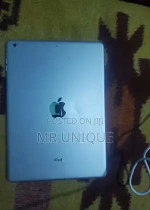 Photo - Apple iPad Air 2 16 GB Silver