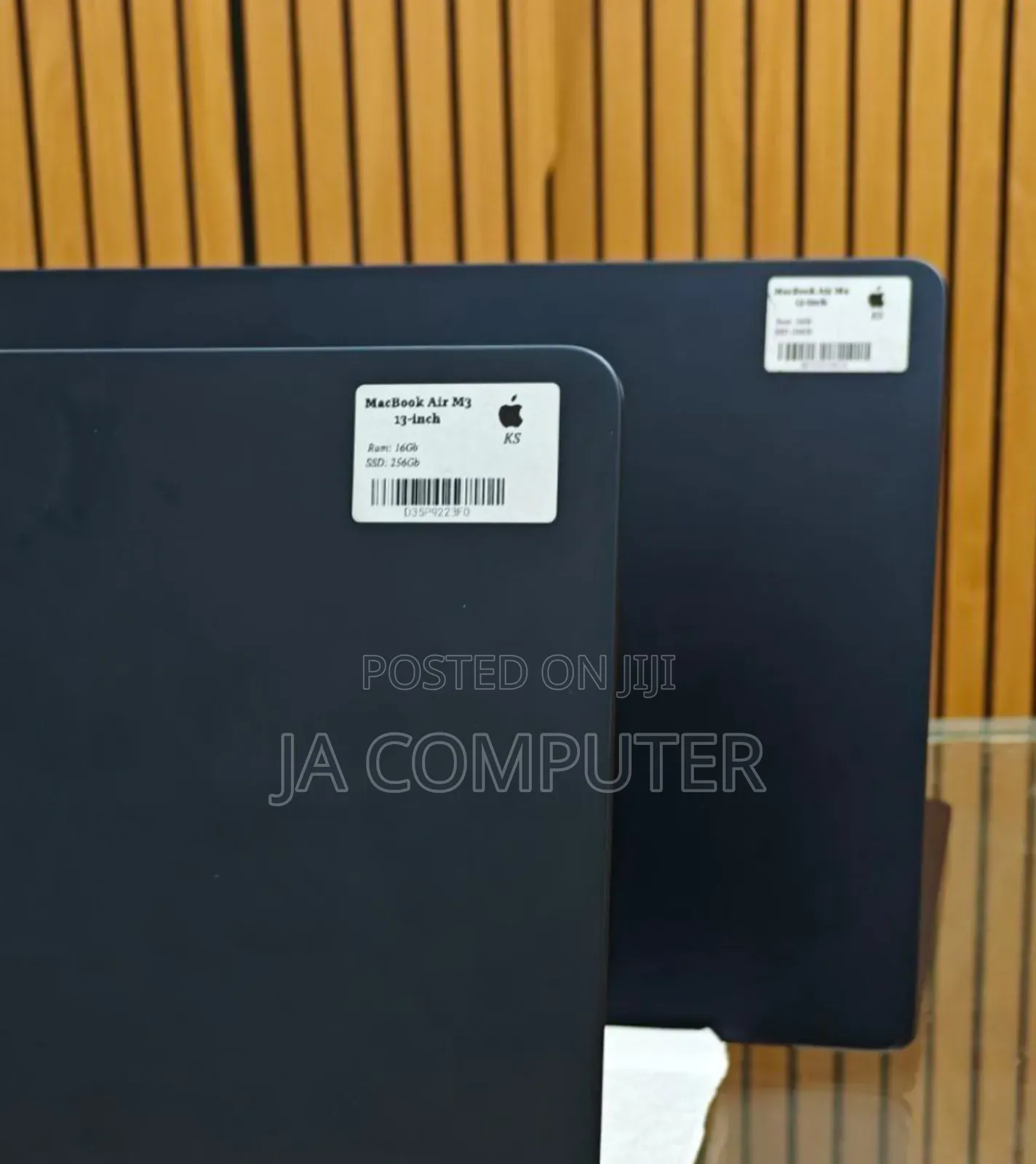 New Laptop Apple MacBook Air 2025 M4 13-Inch 16GB Apple M4 SSD 256GB