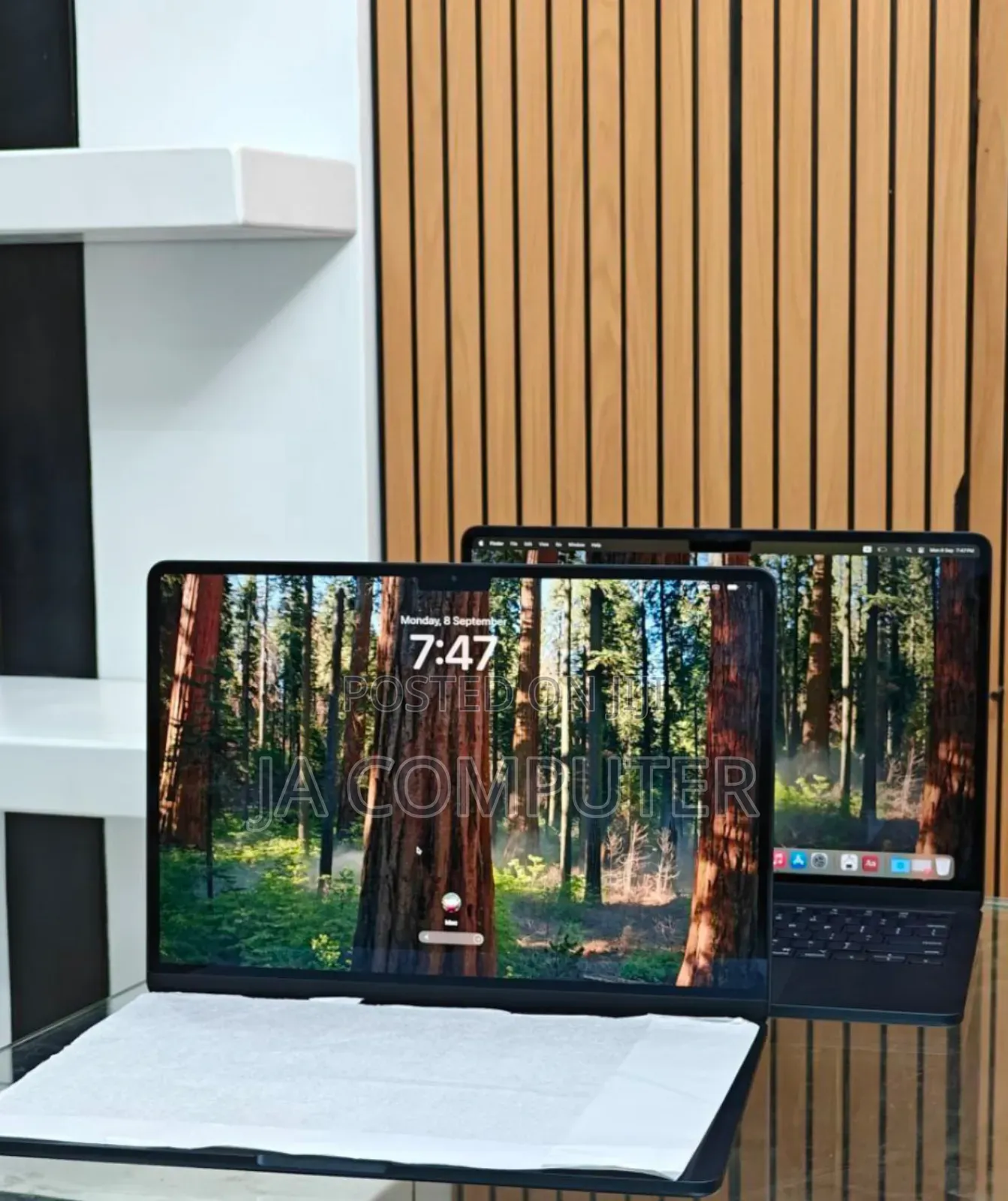 New Laptop Apple MacBook Air 2025 M4 13-Inch 16GB Apple M4 SSD 256GB