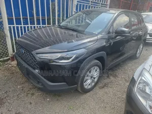 Photo - New Toyota Corolla LE CVT 2024 Black